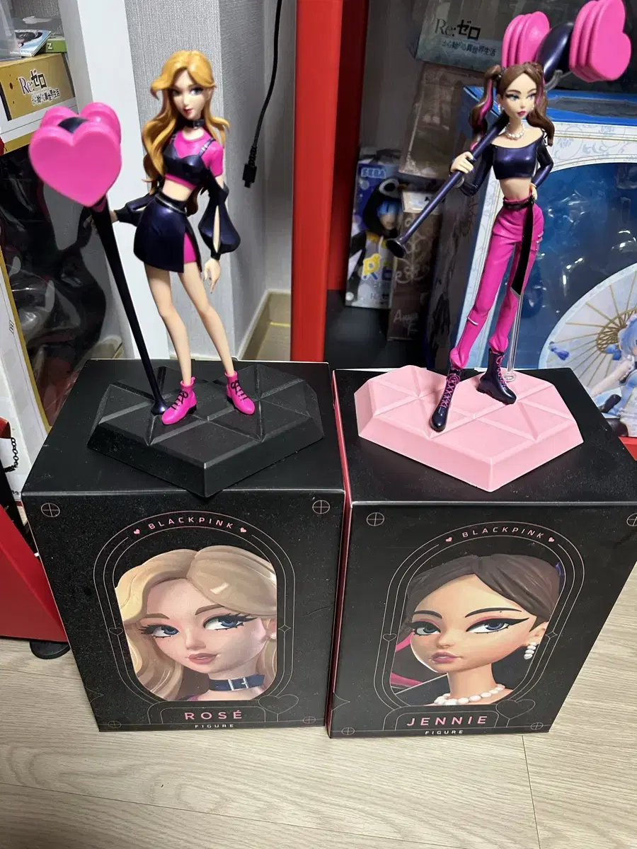 BLACKPINK | 블랙핑크 Blackpink Figure Jennie/Rose on Bunjang